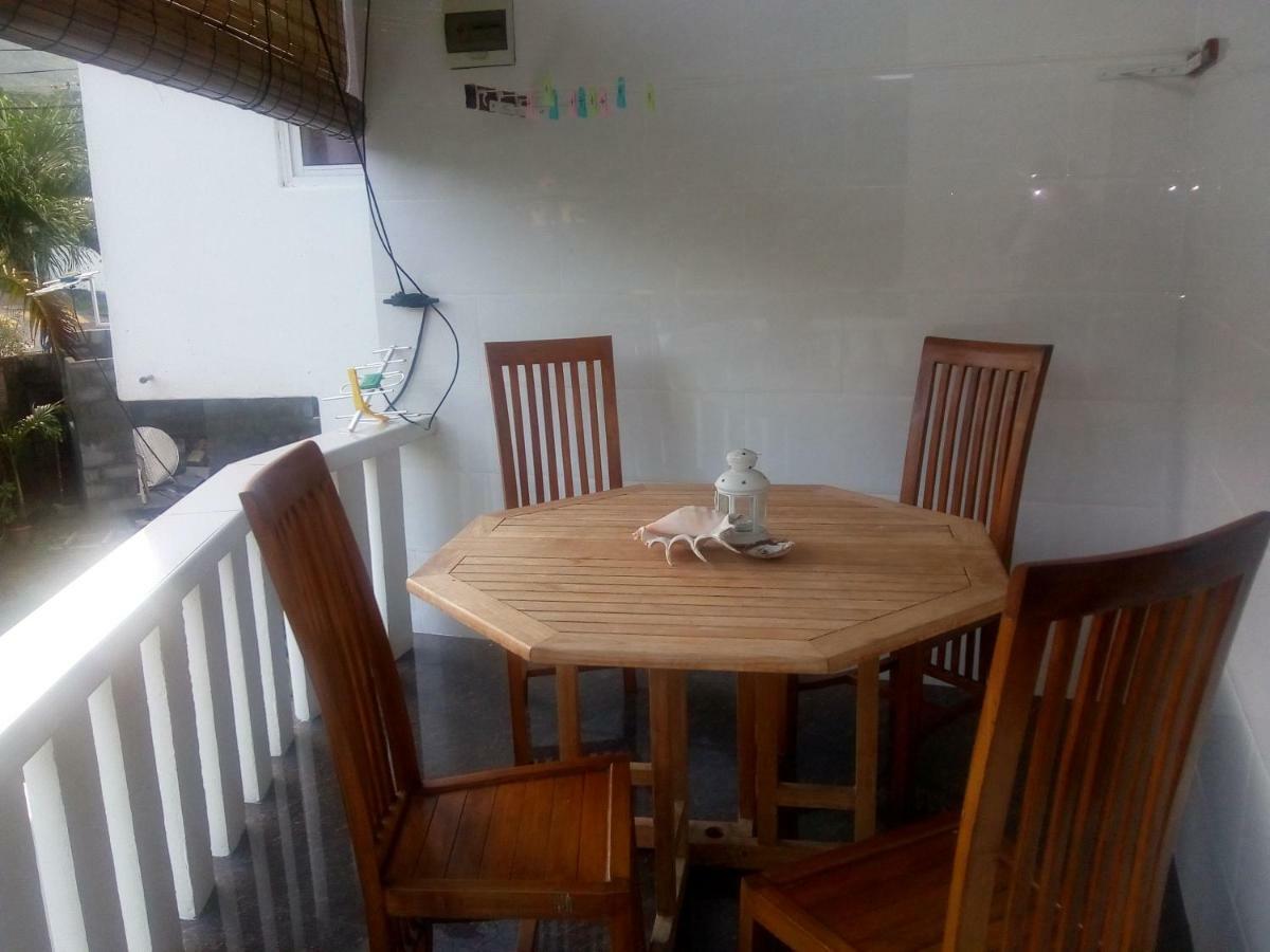 Corner Bay Apartments Beau Vallon,Mahe Victoria Exterior foto